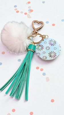 💚Tie Dye Glitter Custom Name Keychain