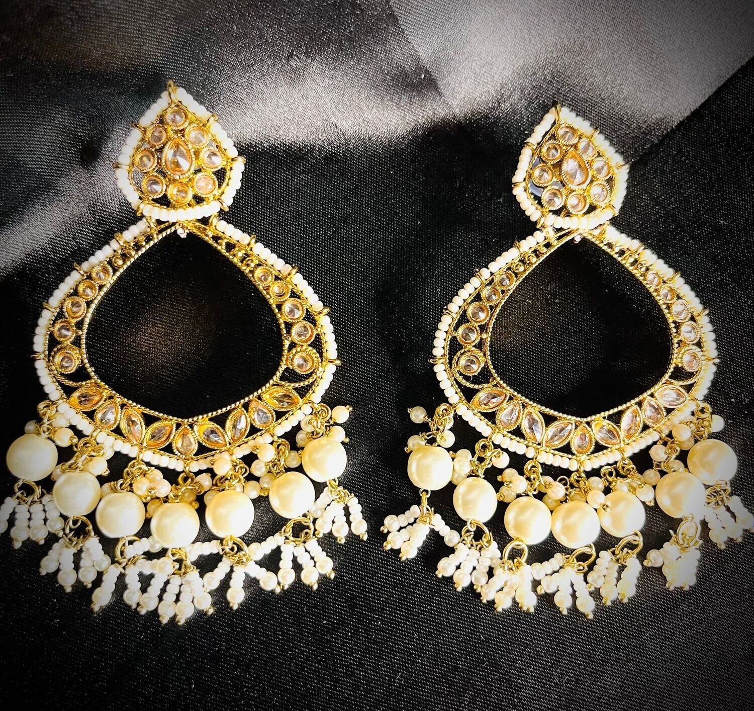 GOLD AND OFF WHITE ALISHA EARRING