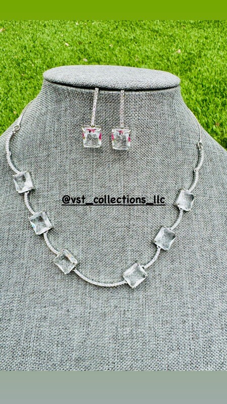 White Sleek AD Necklace With Earring