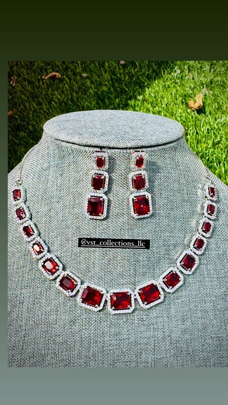 Red Doublet Stone Necklace With Earring