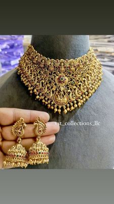 Beautiful Laxmi and Peacock Temple Choker Set With Earrings