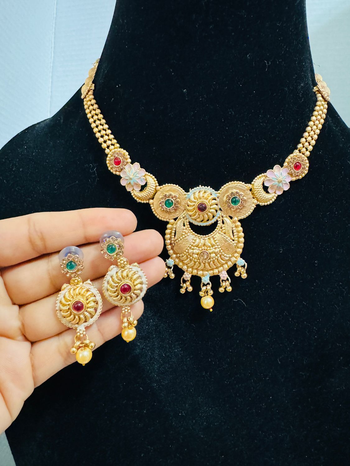 Meena Necklace With Earrings