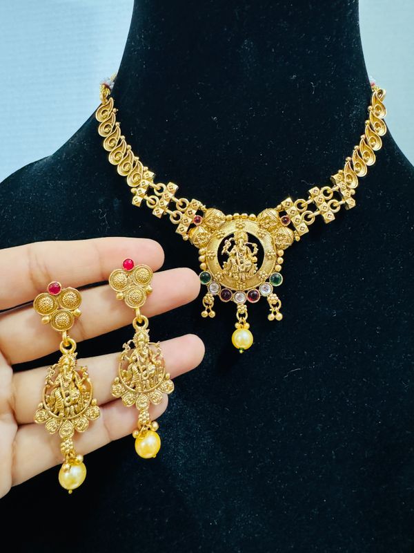 Ganesha Choker Set With Earrings