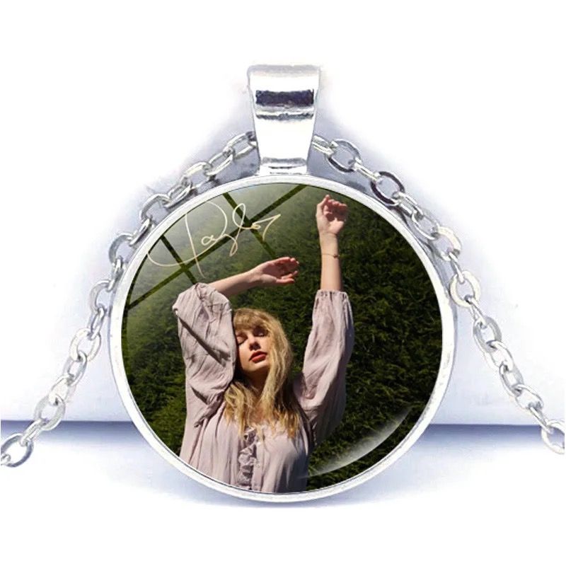 Taylor Swift Beautiful Necklace #4