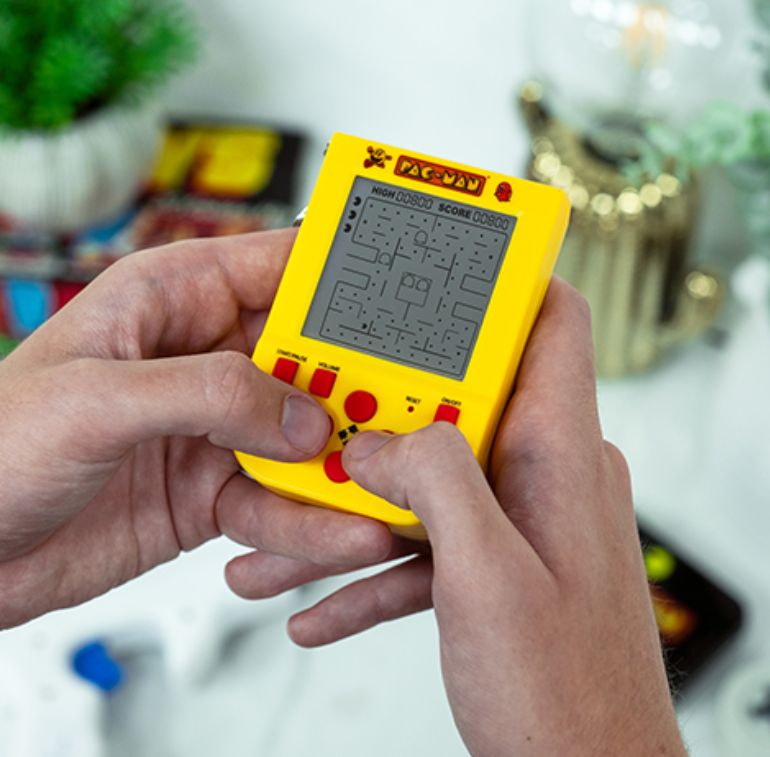 Pac-Man Keyring Arcade Game