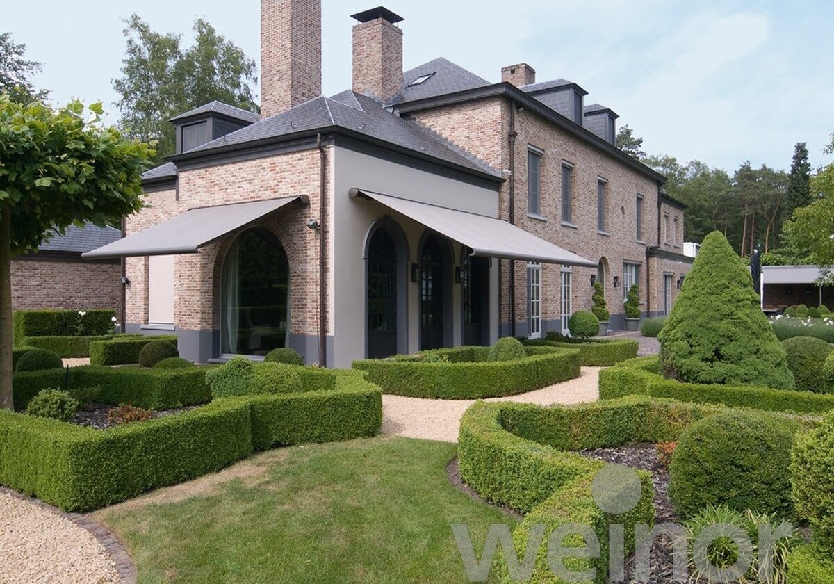 Weinor Opal Design II Markise – 550 cm breit | Hochwertige Kassettenmarkise mit Stil &amp; Komfort