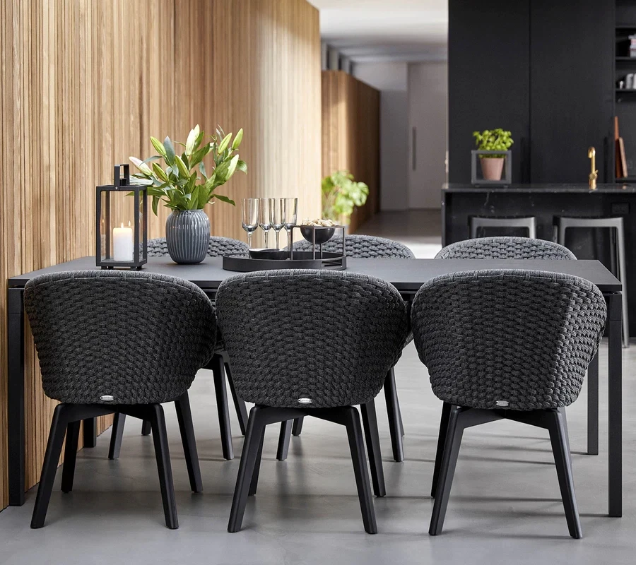 Set 2: Tisch 200x100 cm, 6 Stühle
