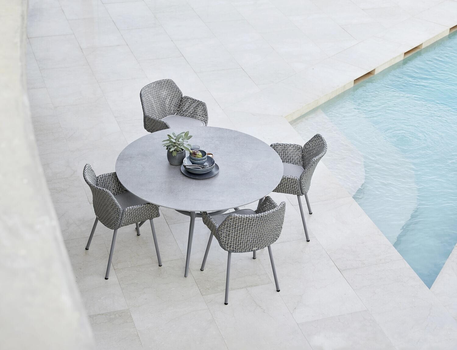 Vibe Dining Set 2