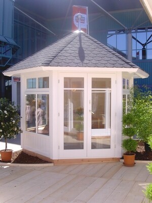 Teehaus „Palermo“ – 6-Eck Pavillon Ø 320 cm | Messehaus Afa Augsburg (Vorlaufhaus)