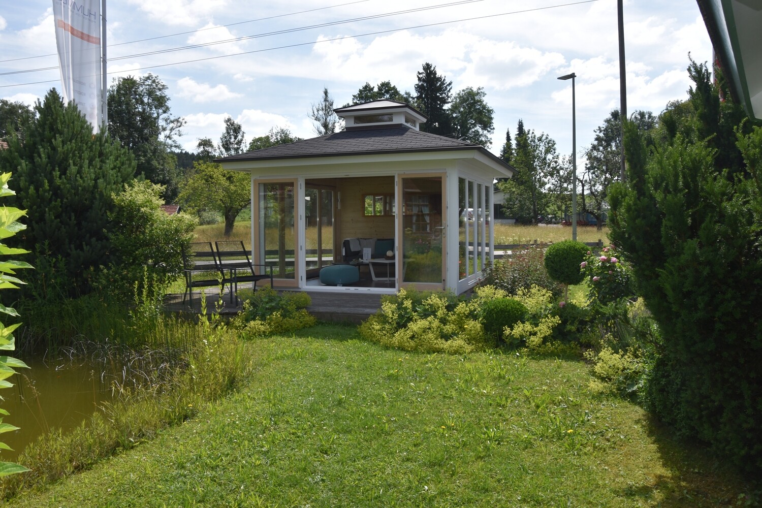 Gartenhaus „New Spa“ – Musterhaus 380 × 380 cm mit Thermowand &amp; Wenge-Boden