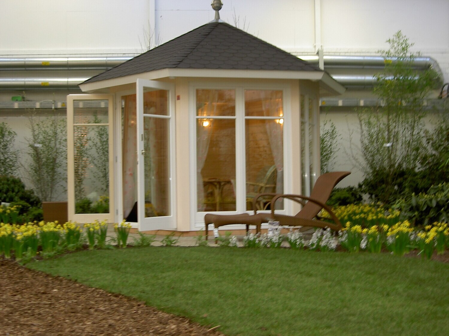 6-Eck Gartenpavillon Eleganz Ø 350 cm – Isolierter Messepavillon aus Holz