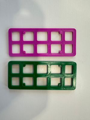 Kunststoff Unterlegplatten für Pooltechnikhaus/Pooltechnikbox