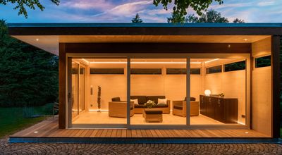 Musterhaus my Lounge XL: Luxus Gartenhaus mit Schiebetüren, isoliert, Flachedach, exklusiv, hochwertig