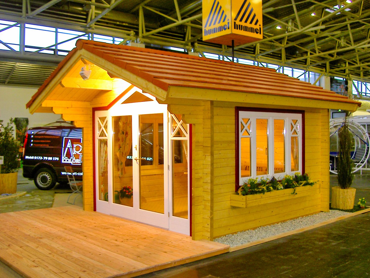 Messehaus „Teichblick“ – Gartenhaus 330 × 330 cm mit Ziegeldach &amp; Fensterfront