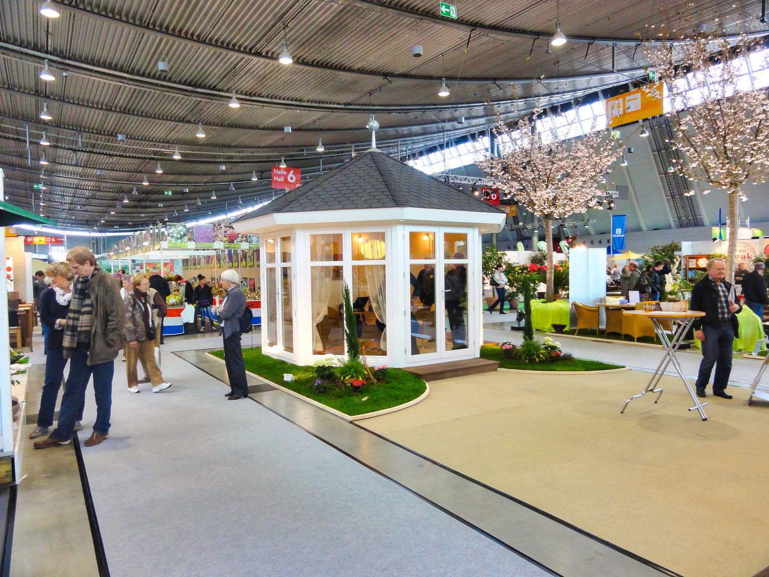 Gartenpavillon Ø 420 cm – 8-Eck Holzbaugartenzimmer mit Isolierung &amp; Lärchenboden
