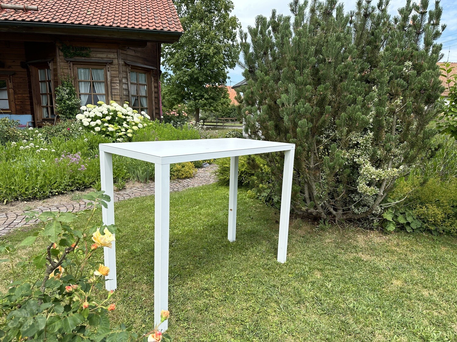 Fast Standing Table EXHIBITION PIECE
