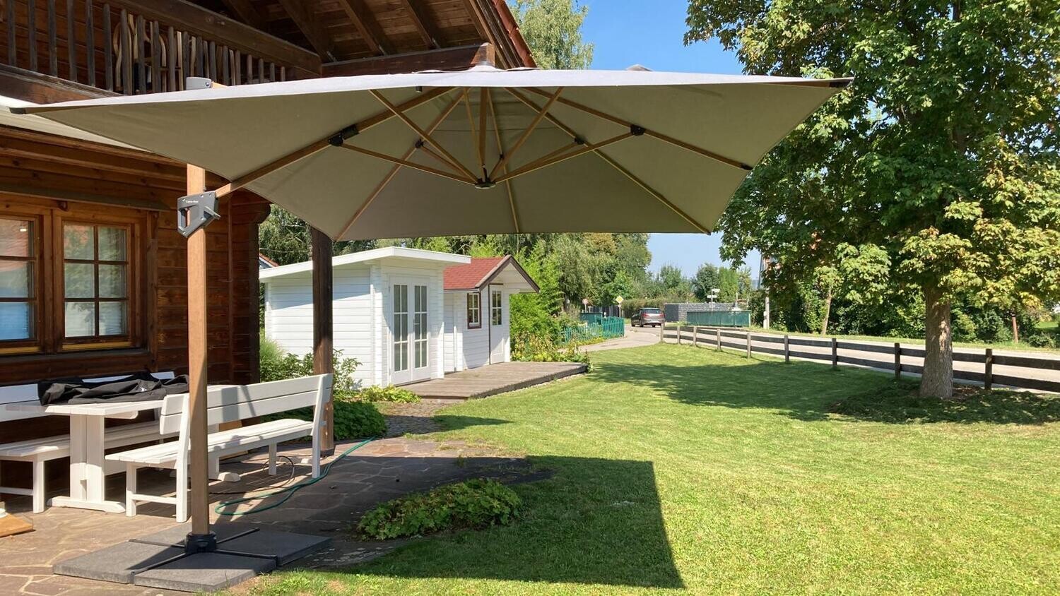 Cane-line HYDE LUXE Cantilever Umbrella New