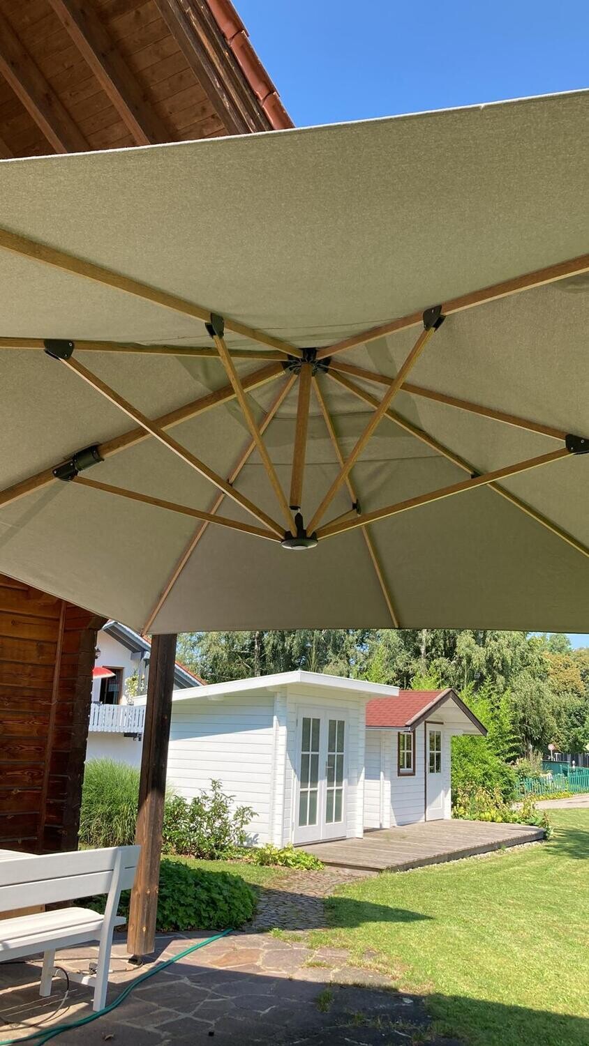 Cane-line HYDE LUXE Cantilever Umbrella New