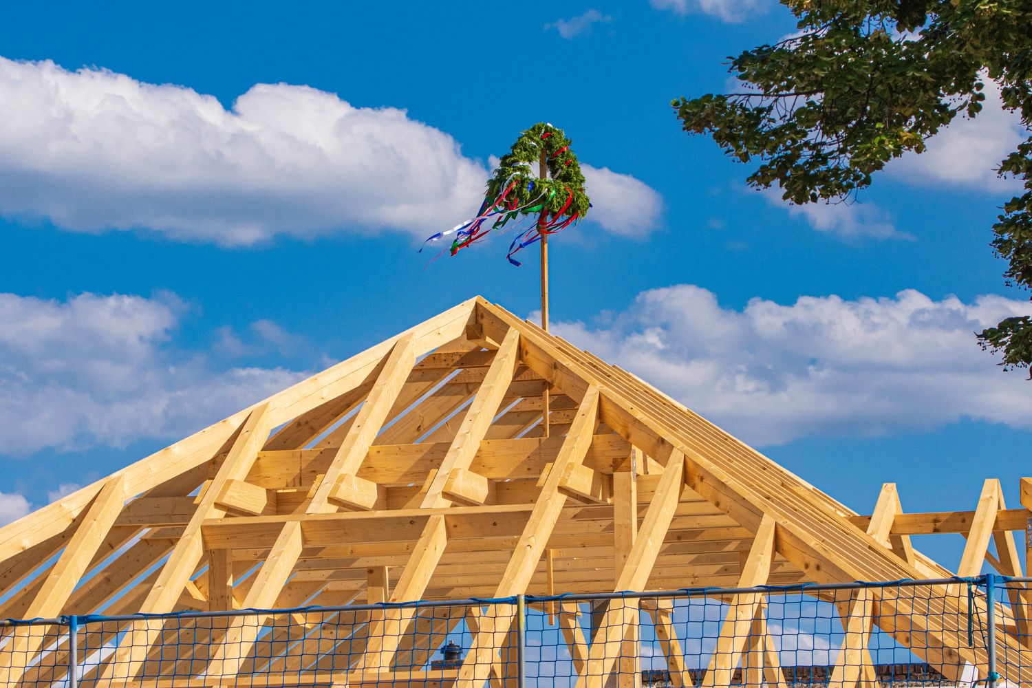 Roof Structure: Hip Roof Cold Roof Combo