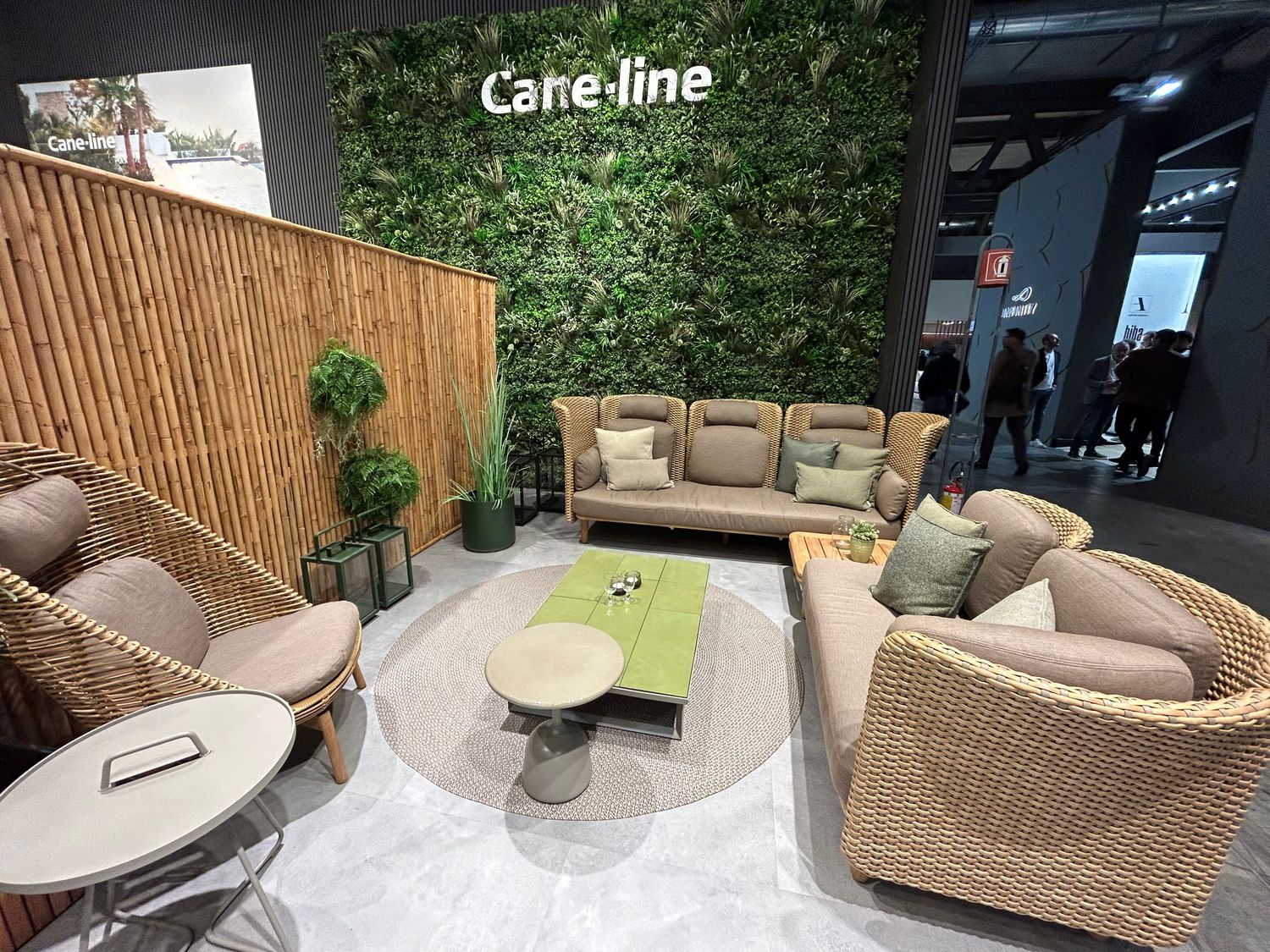 Set Cane Line Arch Seating Group