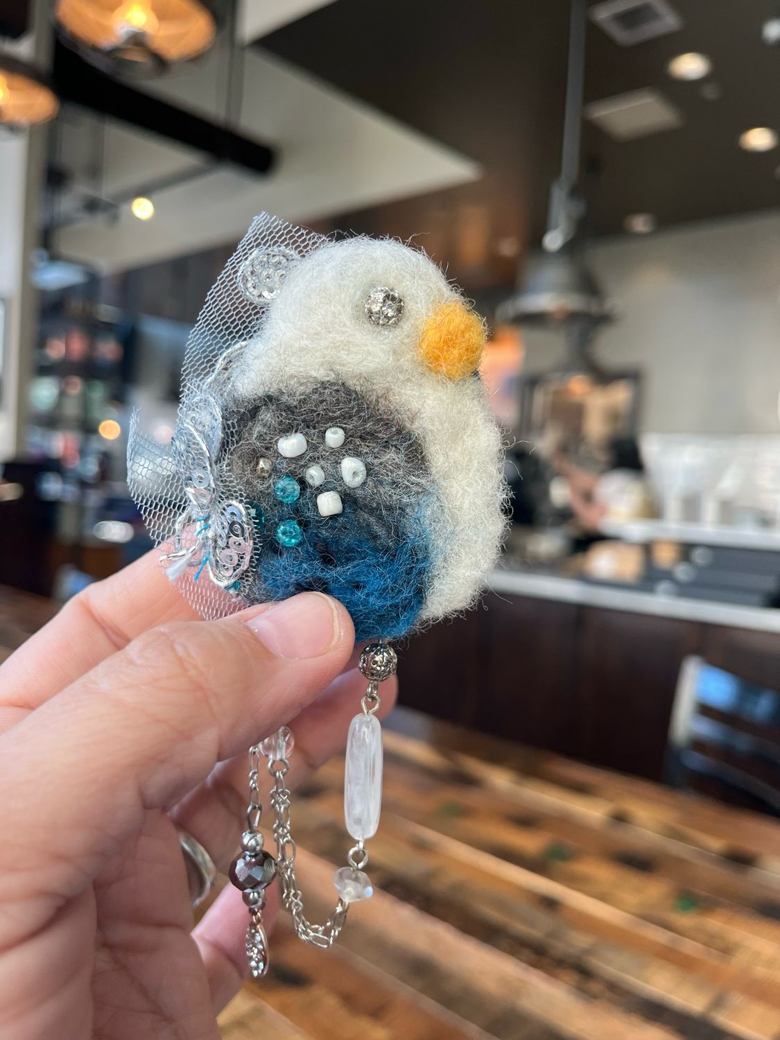 Birdie Lace Brooch Pin