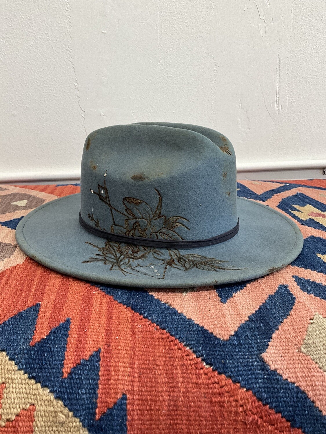 Lt Blue Peonys &amp; Diamonds