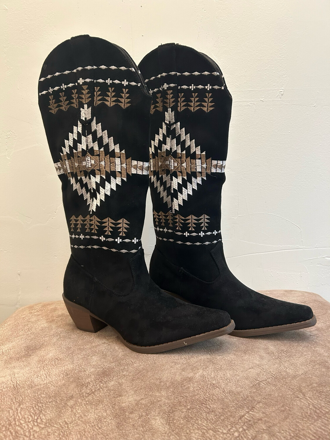 Western Walking Boot