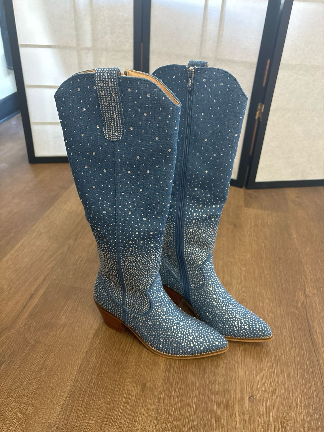 Shine Navy Silver Boot 8