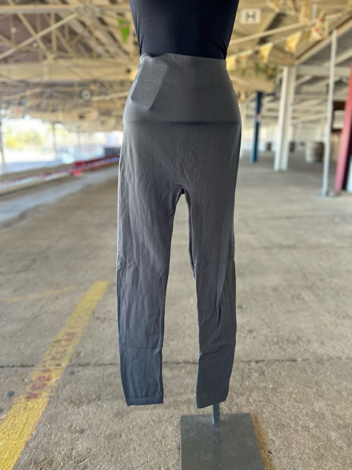 Solid High Waisted Tummy Control Leggings - Grey / one size