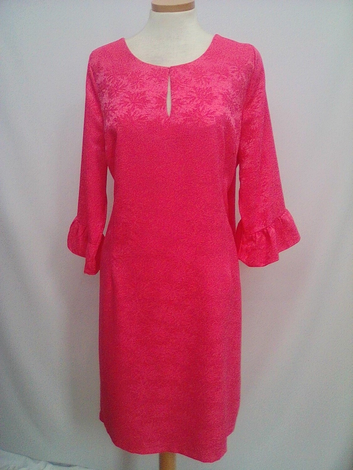 Vestido Brocado Fucsia