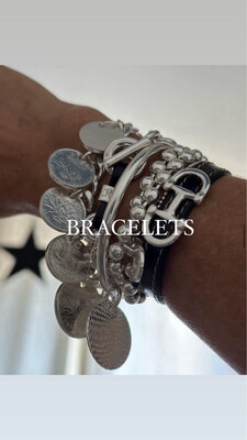 Bracelets 