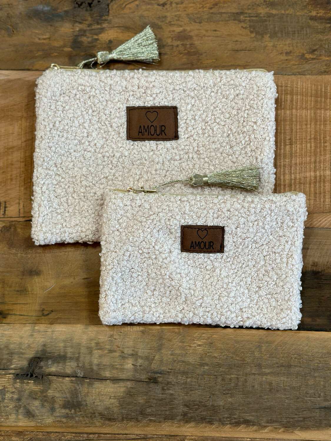 POCHETTE AMOUR GM * Beige