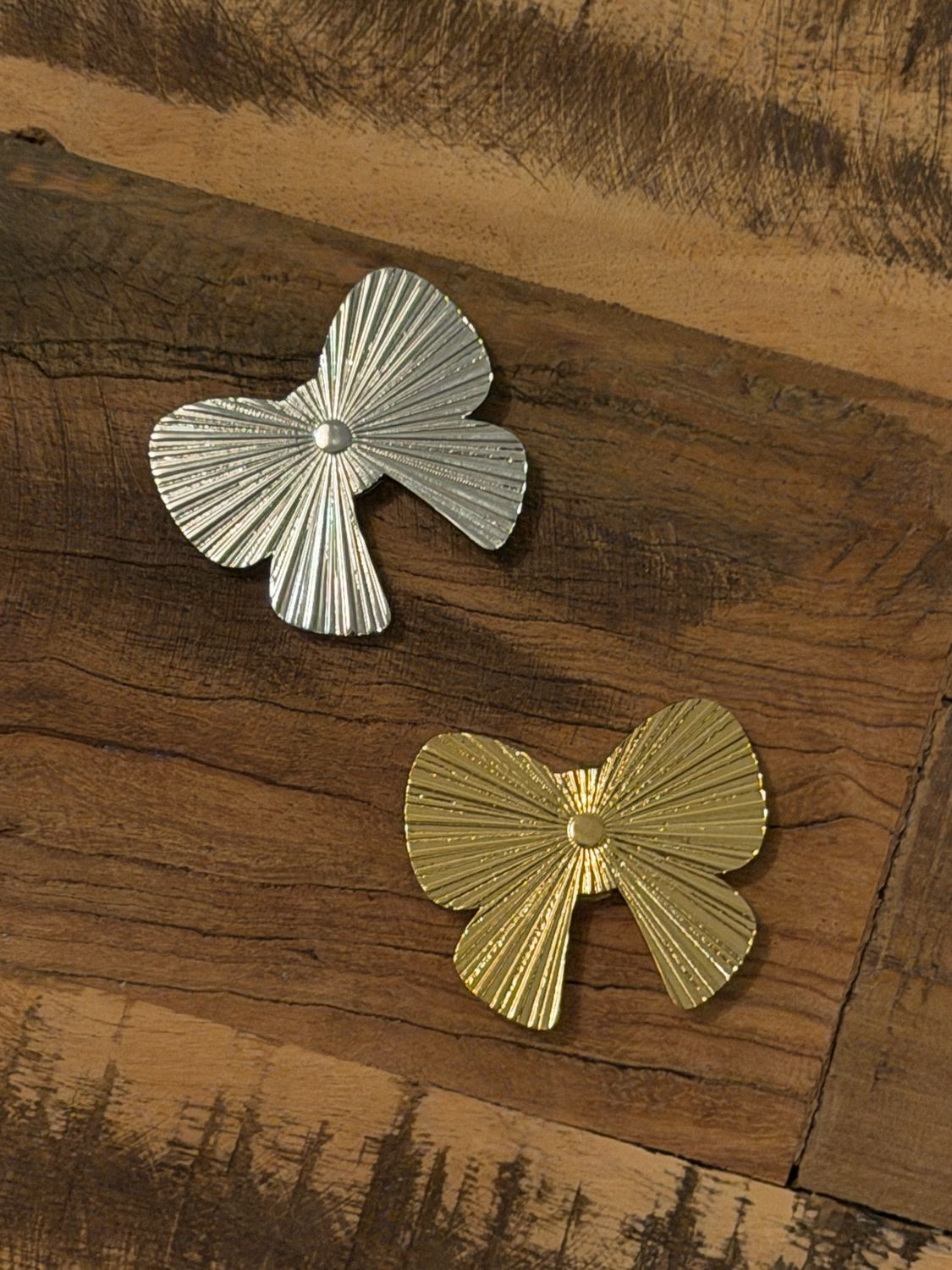 Broche Aimantée Noeud * Argenté