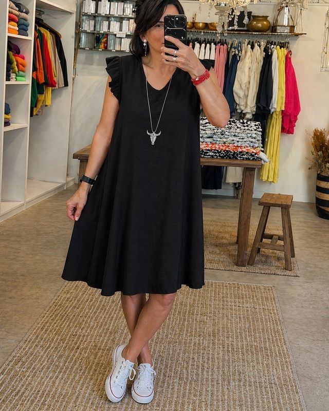 ROBE 19 * Noire