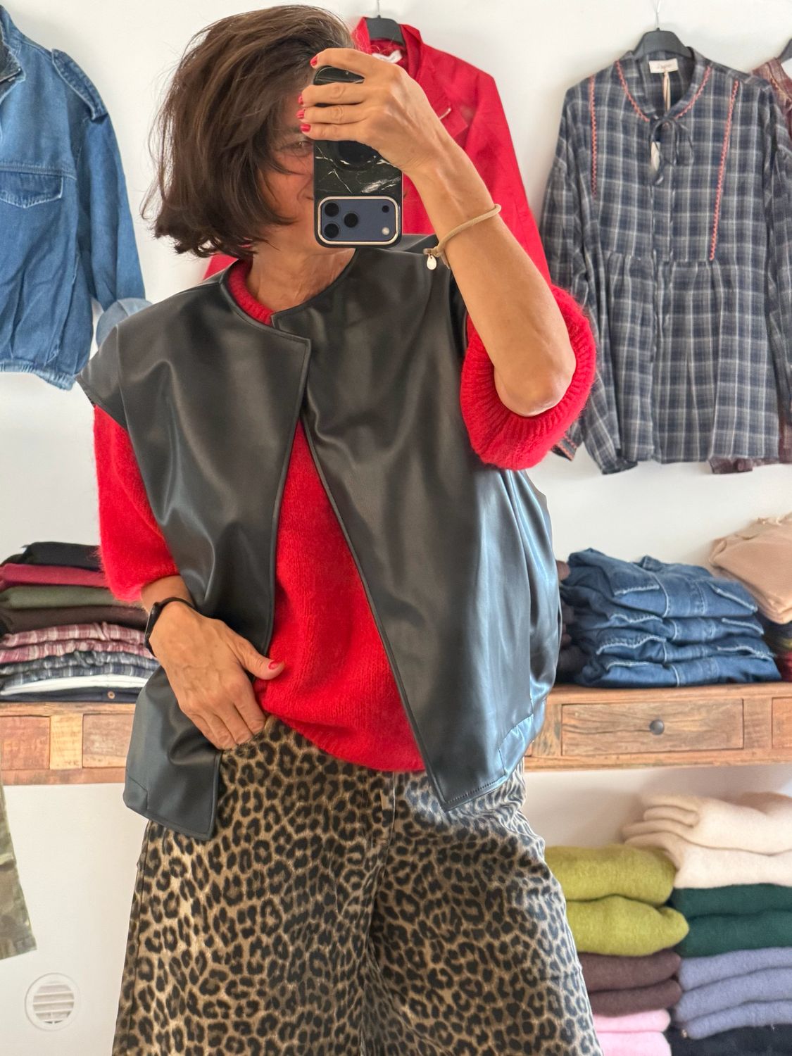 VESTE SIMILI SANS MANCHE