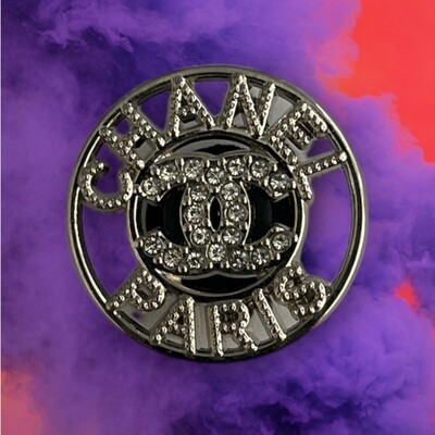 Chanel Round
