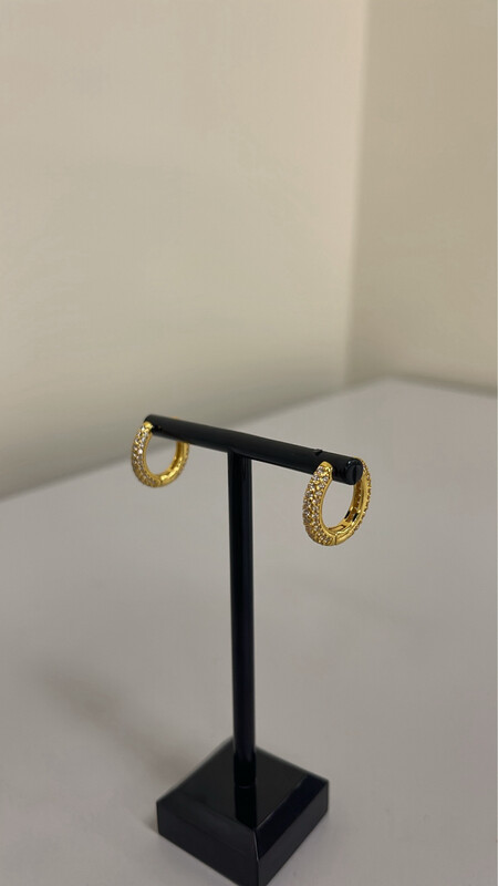 dainty mini hoops