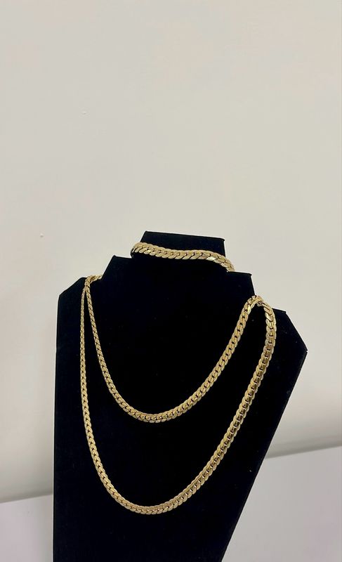 The Bello Set