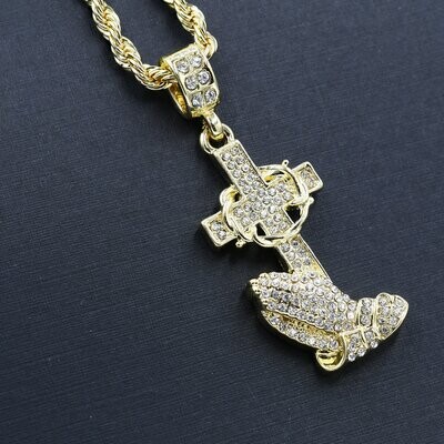 CROSS HAND CHAIN AND CHARM