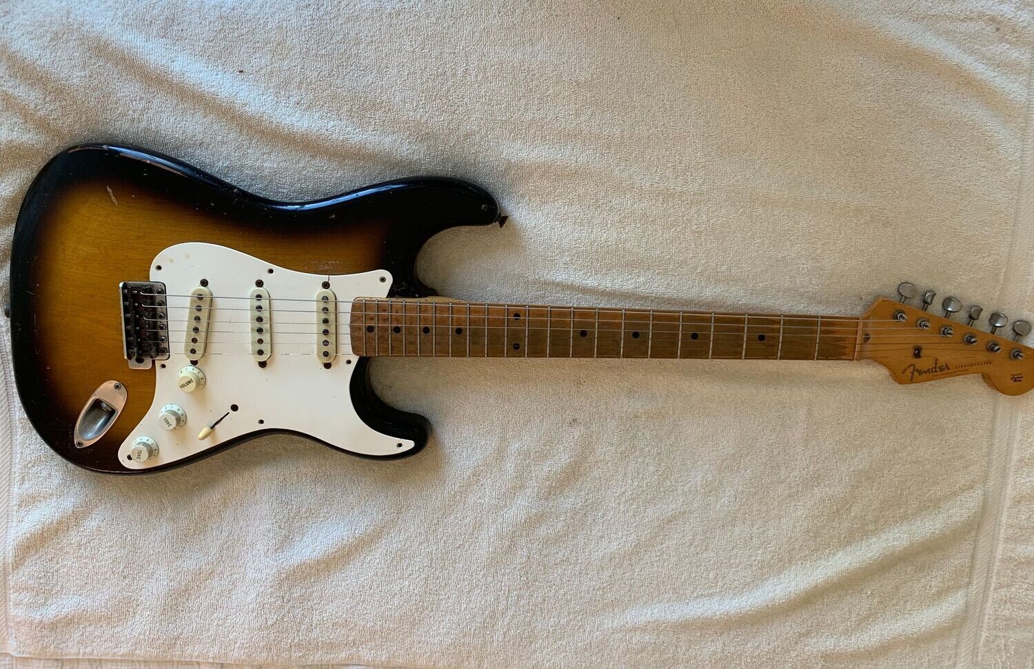 Smokin’ Joe Kubek’s 1956 Stratocaster #09260 Neck 10-56 Body 4-17-?