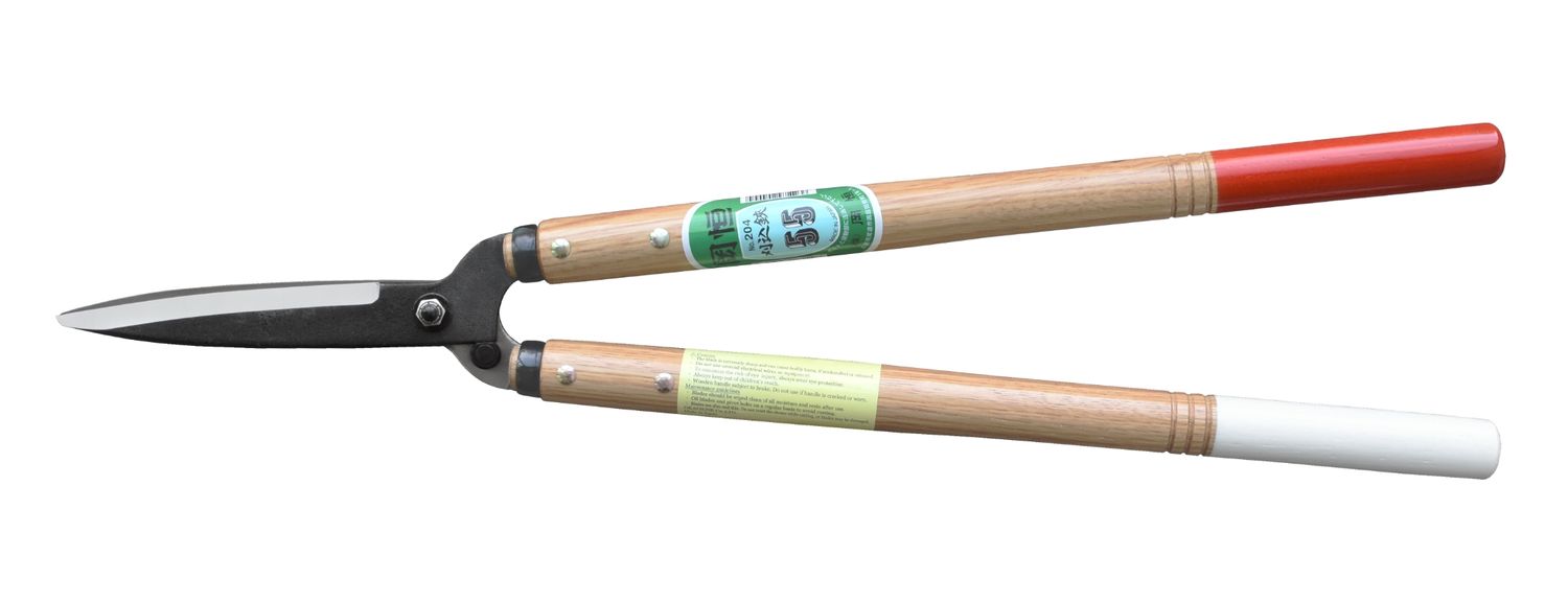 Tesoura sebes Okatsune 204 com lâmina curta, pega média