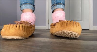 Snug as a Bug in a Sock (Partial Unaware Clip)