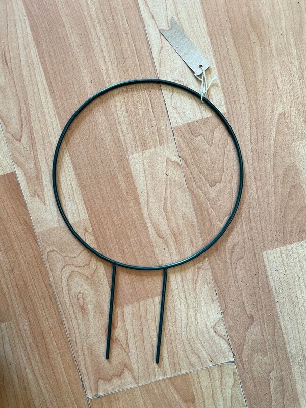 Metal Circle Trellis