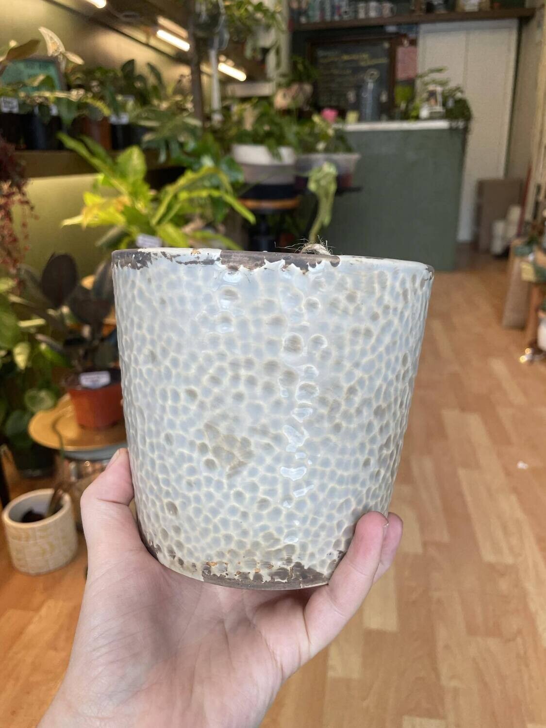 5.5&quot; Textured flower pot