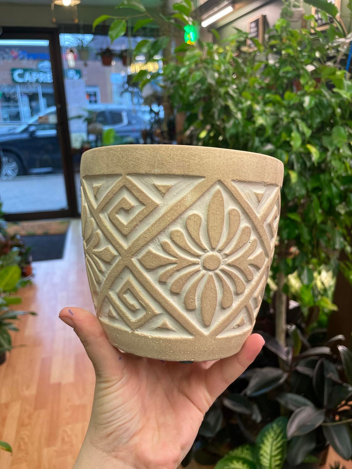 5.5&quot; Cream &amp; Beige Flower Pot