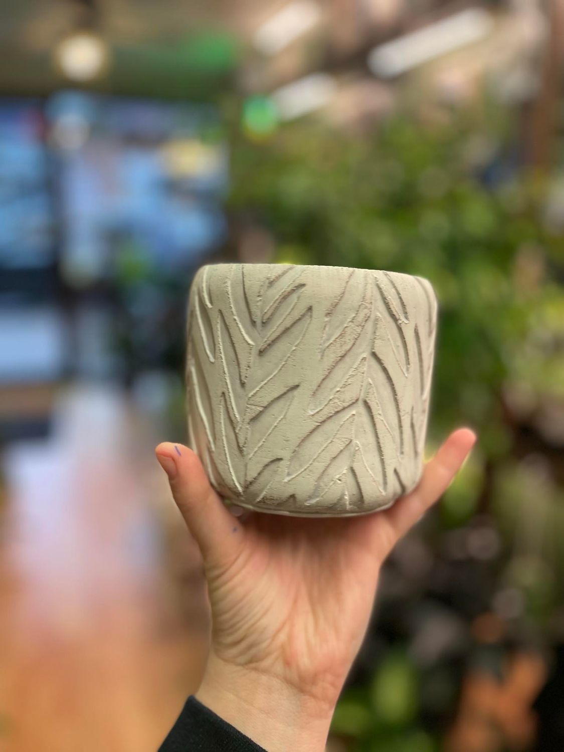 4.5&quot; White Leaf Pot