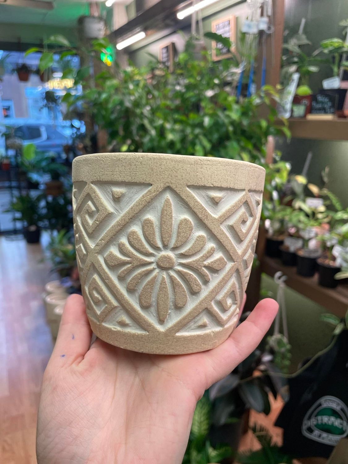 4.25&quot; Cream &amp; Beige Flower Pot 