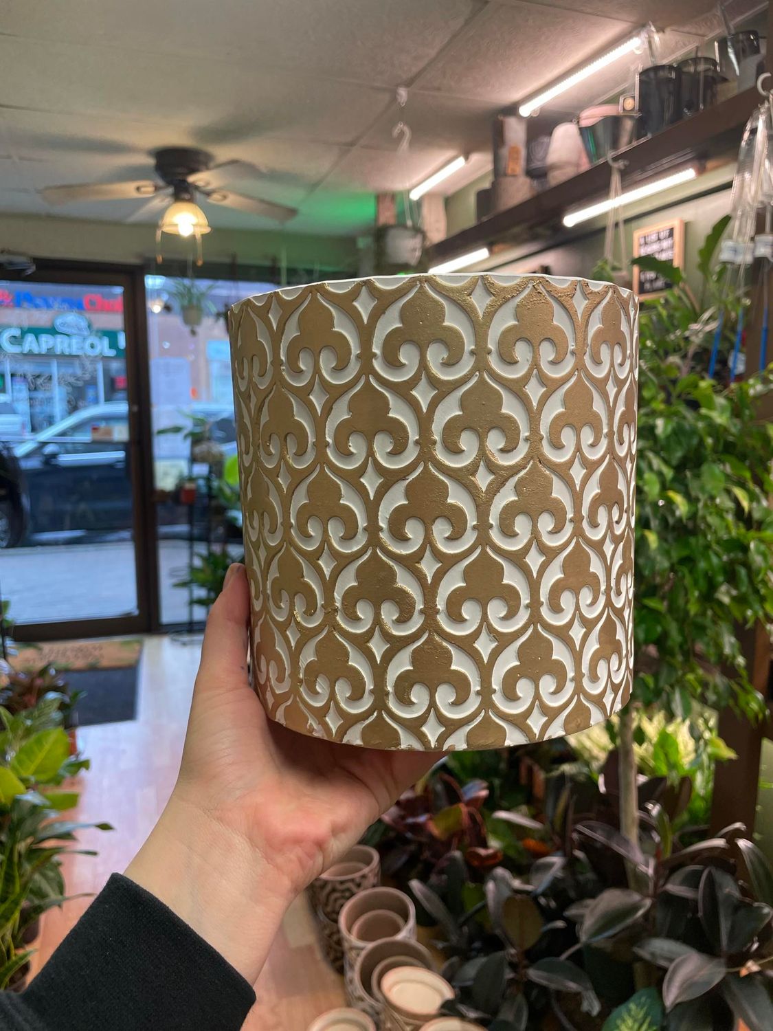 7&quot; Gold Spade Pot