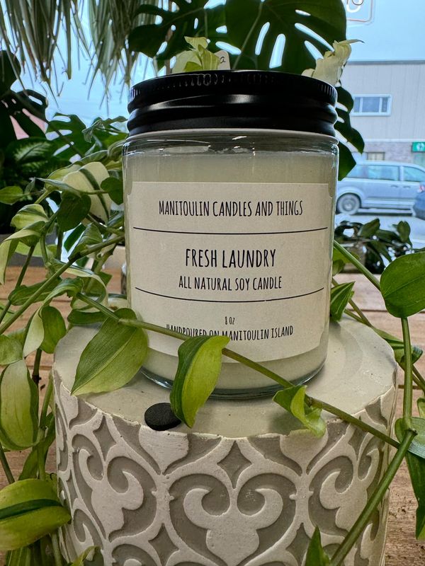 Fresh Laundry Scented Candle - 8 oz Clear Jar