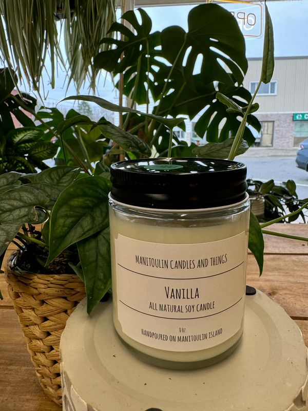 Vanilla Scented Candle - 8 oz Clear Jar